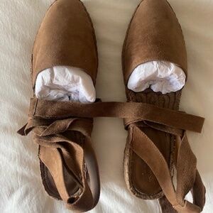 Banana Republic NWOT Chocolate Suede Classic Wrap-Around Ankle Tie Espadrilles